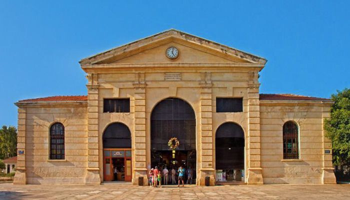 Οι τιμές που θα ξεκινήσει η δημοπράτηση για τα 19 κενά καταστήματα της Δημοτικής Αγοράς των Χανίων