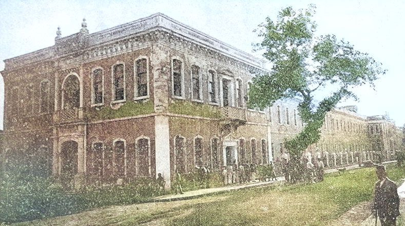 Ετος 1898… Πολύ γνωστά κτήρια…