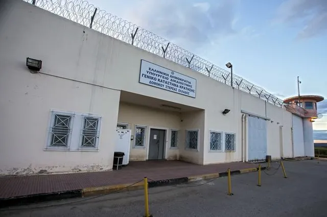 Αιματηρό επεισόδιο στις φυλακές Δομοκού – 33χρονος τραυμάτισε συγκρατούμενό του