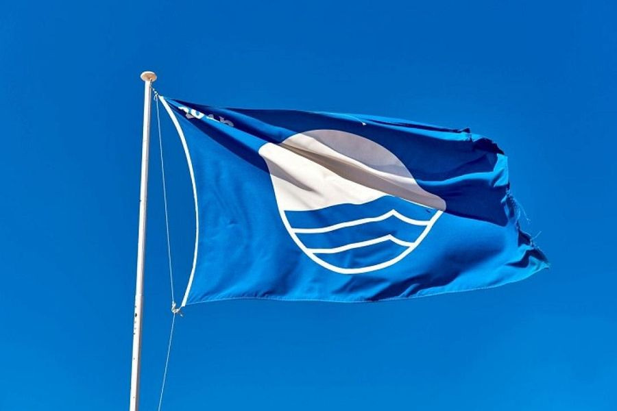 Κρήτη: Πρωταθλήτρια με 154 Γαλάζιες Σημαίες για το 2026 – Δείτε τη λίστα