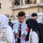 Παντρεύτηκαν ταυτόχρονα 50 ζευγάρια ανάμεσα στα ερείπια του πολέμου στη Γάζα