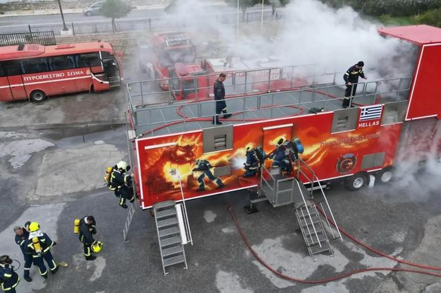 Κρήτη: Γυναίκα πυροσβέστης τραυματίστηκε σοβαρά μέσα στο «Fire Dragon»