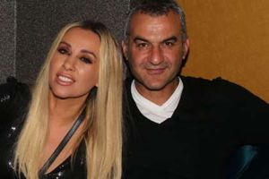Γωγώ Μαστροκώστα: Νοσηλεύεται στο νοσοκομείο σε κωματώδη κατάσταση – Τι συμβαίνει