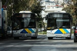 Εκσυγχρονίζονται οι αστικές συγκοινωνίες – Στόχος έως το 2035 ο στόλος να φτάσει τα 2.000 νέα λεωφορεία
