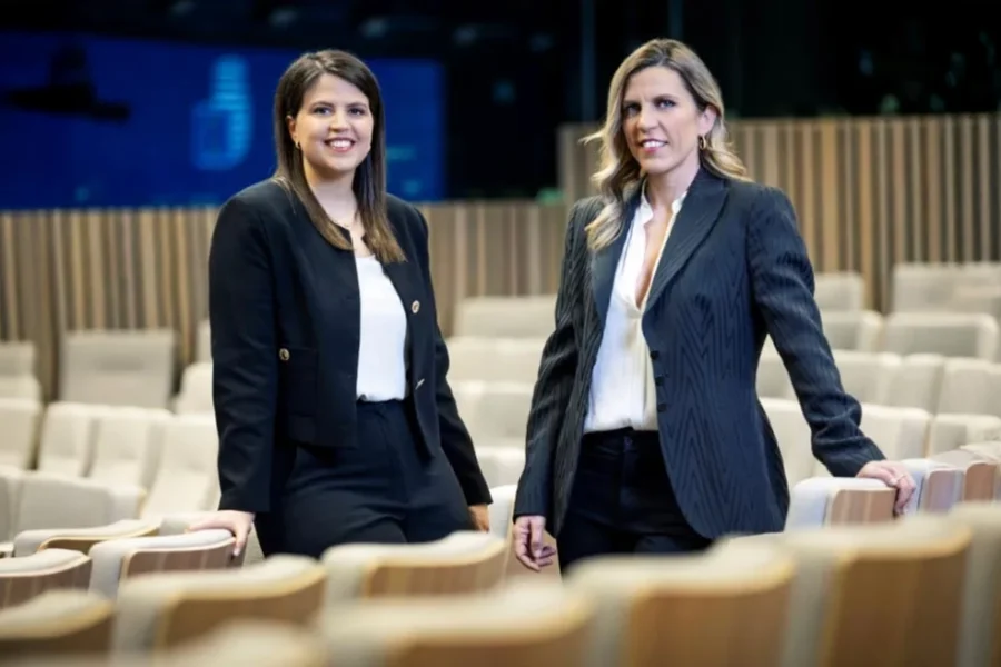 Βαρβιτσιώτη – Δενδρινού απαντούν σε Τσίπρα για το ντοκιμαντέρ: Πουθενά δεν συσχετίσαμε τη Συμφωνία των Πρεσπών με μη περικοπή συντάξεων