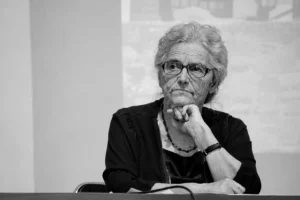 Σύντομη αποτίμηση του σοβαρού αθόρυβου έργου της Μαρίας Χλειουνάκη-Μαστρογιωργάκη, της «Μαρίας της Βιάννου»