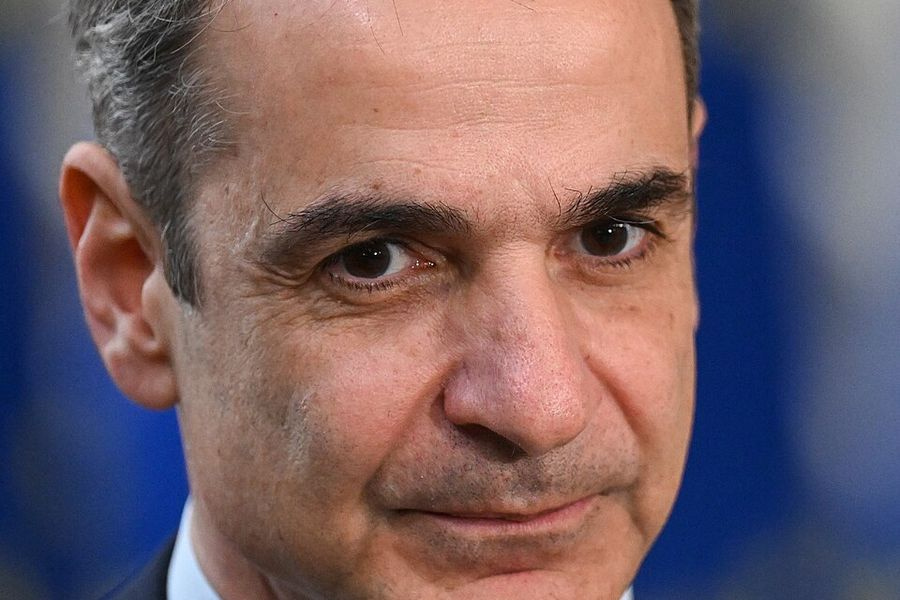 Κυρ. Μητσοτάκη: Η στρατιωτική θητεία είναι πλέον υπόθεση και των δύο φύλων
