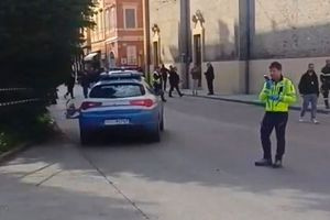Ιταλία: Αυτοκίνητο έπεσε σε πεζούς στη Μόντενα