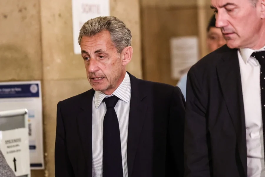 Επτά χρόνια φυλάκιση και πρόστιμο €300.000 πρότεινε στο Εφετείο η Εισαγγελία για τον Σαρκοζί