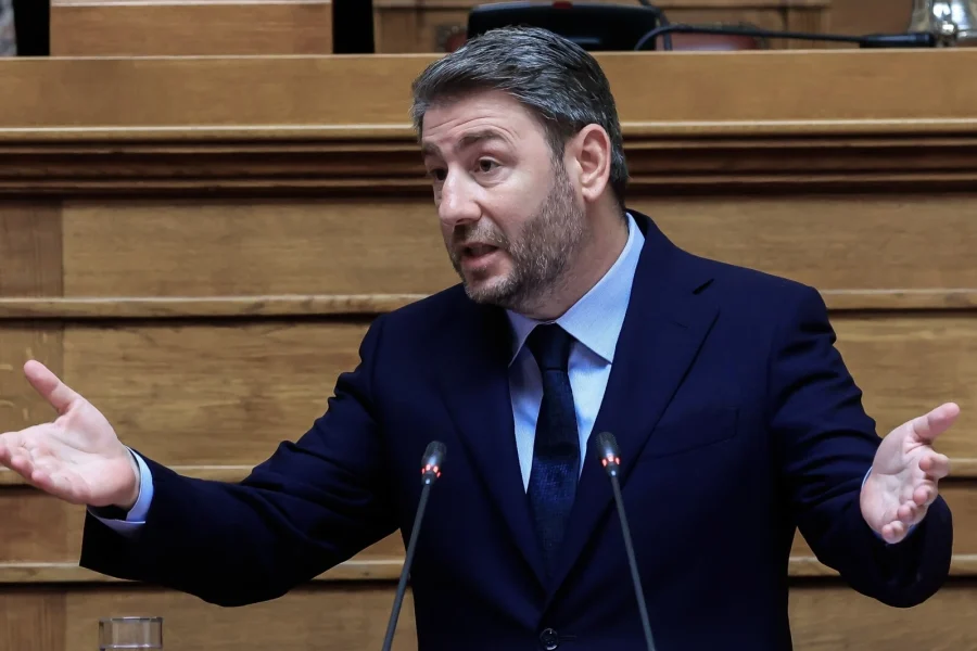Ανδρουλάκης για δημοσίευμα για ακίνητο: Δεν υπάρχει «Κατακουζηνός», είναι μούφα