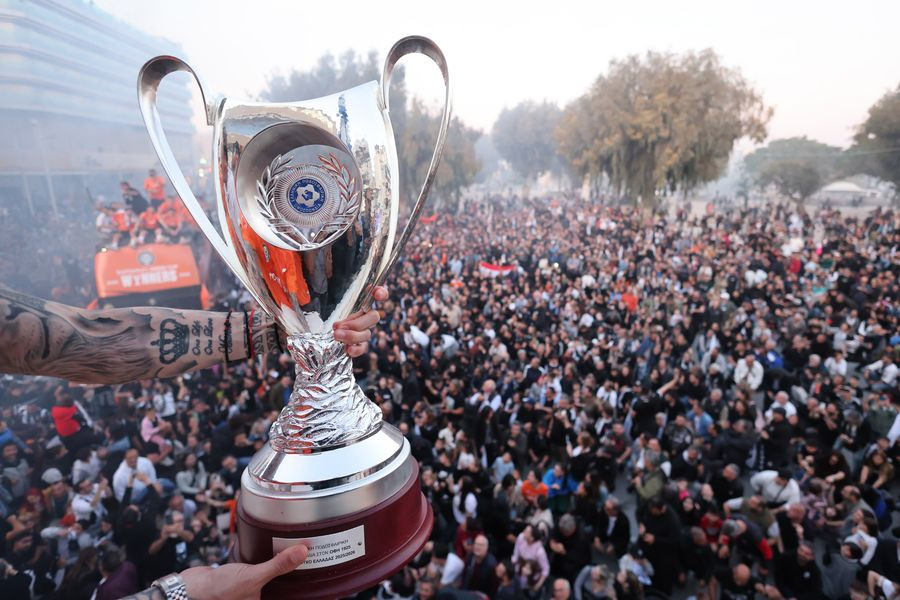 Στο δίκτυο ακαδημιών του ΟΦΗ το τρόπαιο του Κυπέλλου Ελλάδας