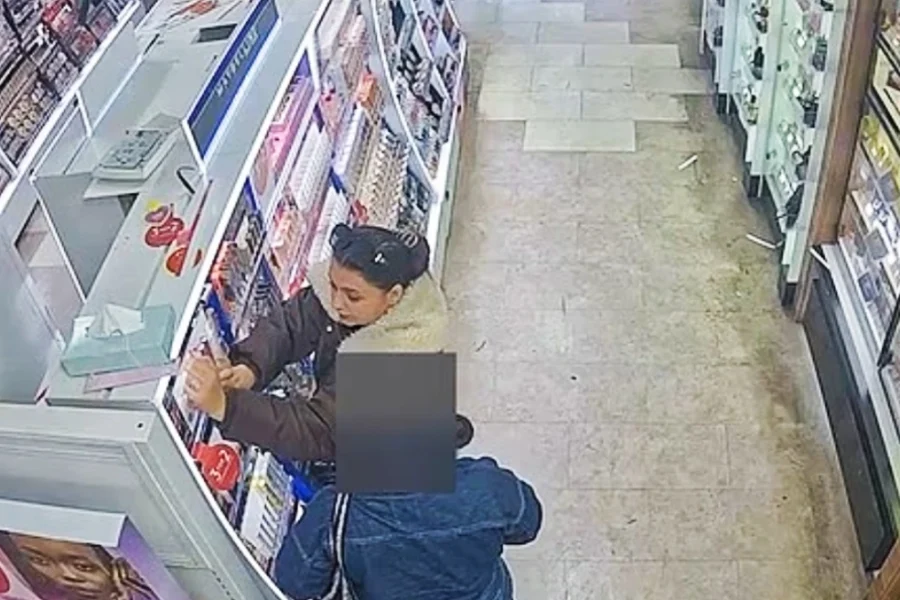 Λονδίνο: Συνελήφθη Ρουμάνα που ρήμαζε καταστήματα καλλυντικών