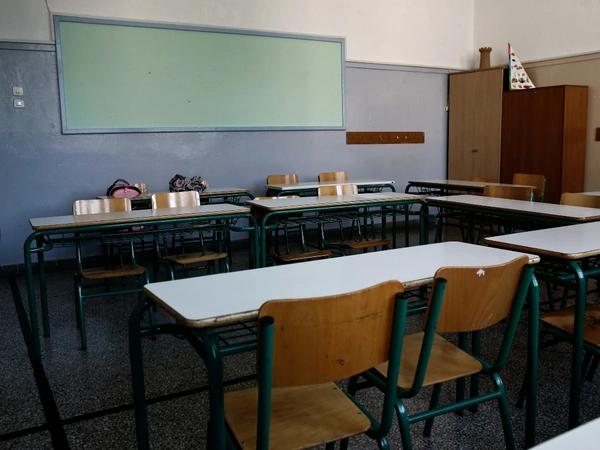 Τελευταίο κουδούνι σήμερα για τους μαθητές των Λυκείων -Πότε ξεκινούν οι προαγωγικές εξετάσεις