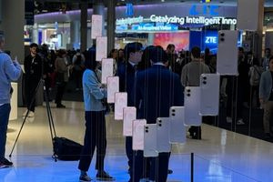 Smart phone: Πάνω από 5,3 δισ. αχρησιμοποίητες συσκευές – Γιατί οι καταναλωτές κρατούν τα κινητά τους στα συρτάρια