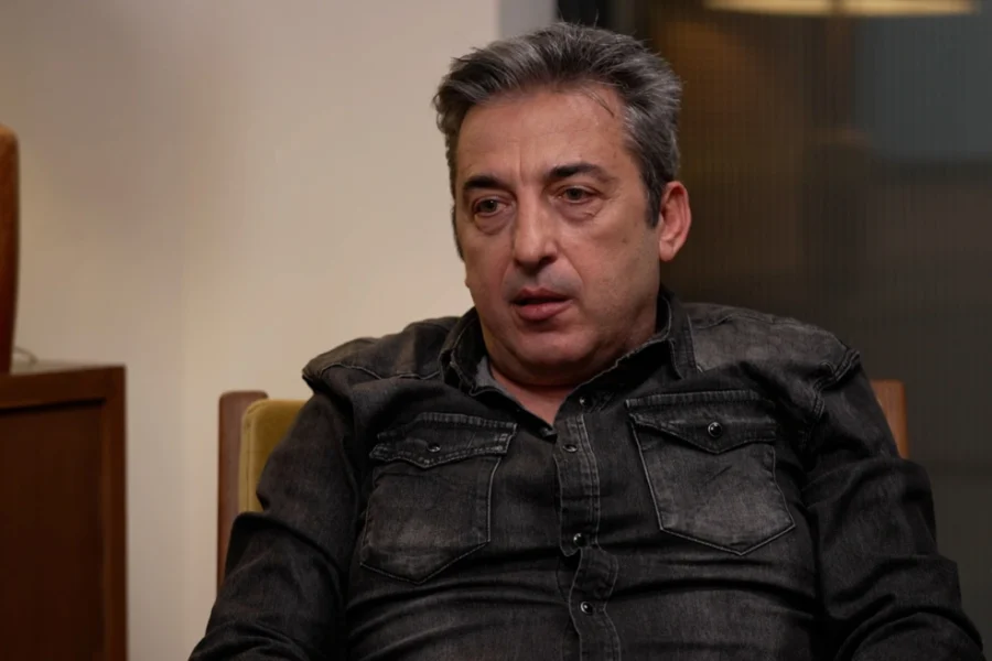 Ασλανίδης για Καρυστιανού: Αντί να ασχολούμαστε με τη δίκη, ασχολούμαστε με το κόμμα
