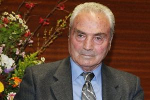 Θλίψη στην ελληνική δημοσιογραφία, έφυγε από την ζωή ο Σταύρος Τσώχος σε ηλικία 89 ετών
