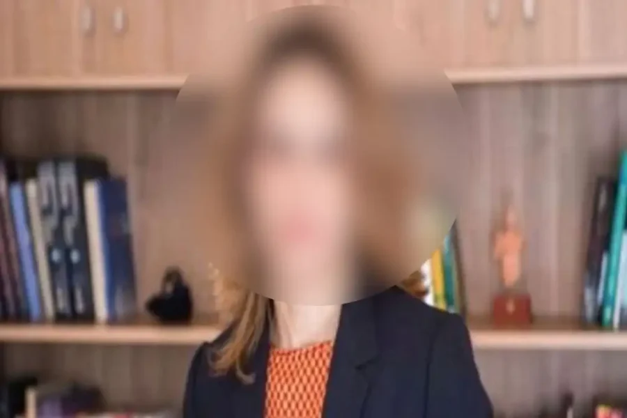 Χολαργός: «Αμίλητη και σε κατάσταση σοκ» η 53χρονη που πυροβολήθηκε από τον σύζυγό της πριν αυτοκτονήσει