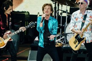 Οι Rolling Stones κυκλοφόρησαν τραγούδι με τον Ρόμπερτ Σμιθ των Cure