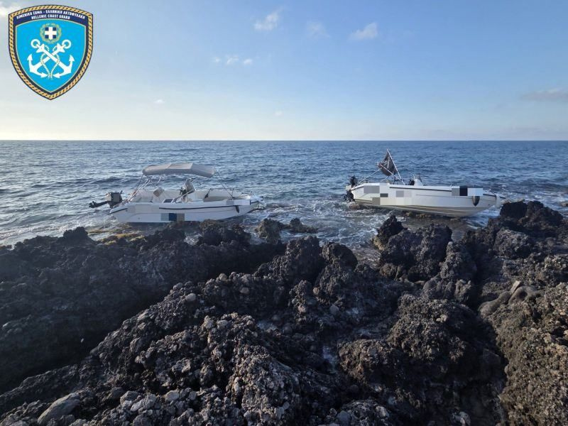 Η βόλτα με τα σκάφη τους βγήκε ξινή – Περιπέτεια για 9 τουρίστριες και υλικές ζημιές σε δύο σκάφη