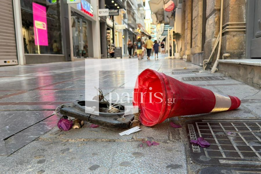 Αφαιρέθηκε ο στύλος, έμεινε η βάση στο κέντρο του Ηράκλειου
