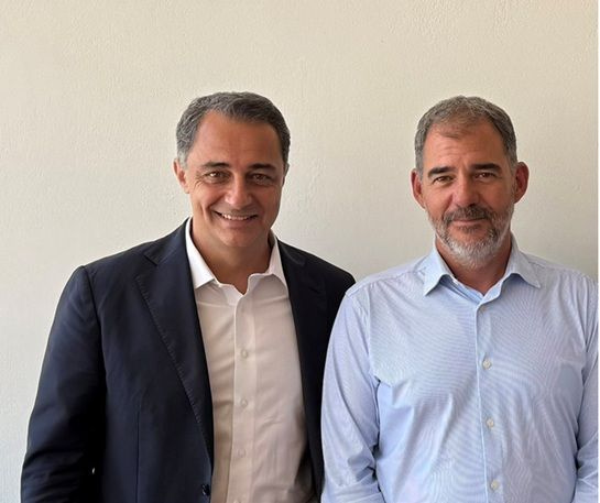Μάξιμος Σενετάκης: Ουσιαστική ενίσχυση των στρατιωτικών υποδομών στο Ηράκλειο με τη δωρεά του Ομίλου Καράτζη