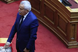 Βουλή: Ορκίστηκε βουλευτής ο Κωνσταντίνος Κόλλιας