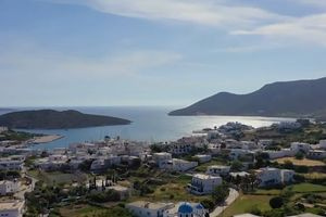Λειψοί: Οι Times «ανακαλύπτουν» το ελληνικό νησί των μύθων, των θρύλων και των τιρκουάζ νερών