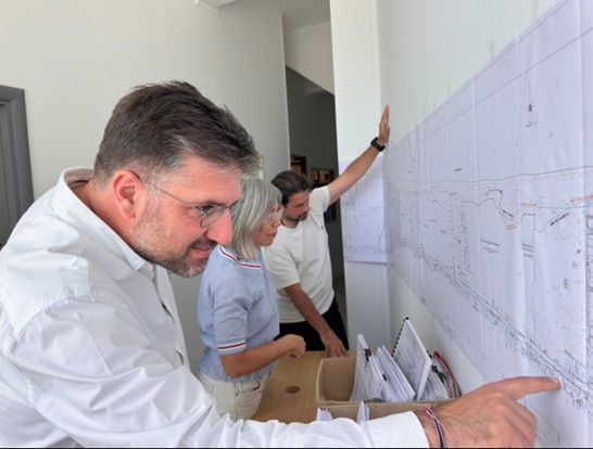 Ο Δήμος Μαλεβιζίου προχωρά την πολεοδόμηση της δυτικής Αμμουδάρας – Ξεκινά η διαδικασία υποβολής δηλώσεων ιδιοκτησίας