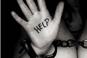 Τα θύματα του trafficking το 2025 ήταν 108 παιδιά και 773 ενήλικες
