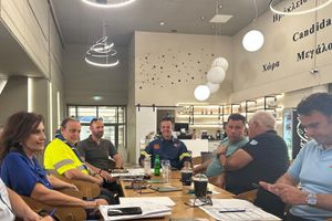 Η ασφαλής διεξαγωγή του Φεστιβάλ «Τέχνη Καθ’ Οδόν» 2026 του Δήμου Ηρακλείου στο επίκεντρο σύσκεψης