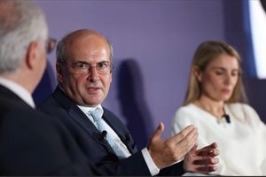 Κωστής Χατζηδάκης: Τεχνητή νοημοσύνη, έρευνα και συγχωνεύσεις επιχειρήσεων τα εργαλεία για βελτίωση της παραγωγικότητας