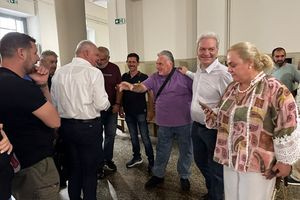 Στο πλευρό των εργαζομένων της καθαριότητας στα Δικαστήρια ο Αλέξης Καλοκαιρινός