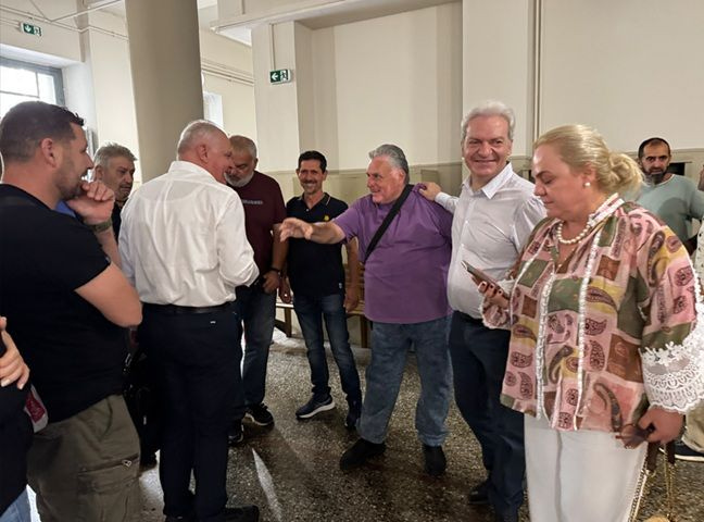 Στο πλευρό των εργαζομένων της καθαριότητας στα Δικαστήρια ο Αλέξης Καλοκαιρινός