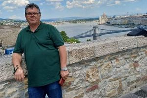 Λέσβος: Στα 62 του χρόνια έδωσε Πανελλαδικές για να κυνηγήσει το όνειρο του ο Γιάννης Καραδήμας