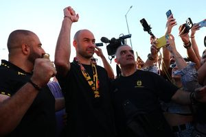 Αποθεωτική υποδοχή επιφύλαξαν οι φίλοι του Άρη στον Βασίλη Σπανούλη