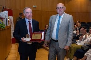 Ο Πρύτανης του Πανεπιστημίου Κρήτης απένειμε το Βραβείο «Στέλιος Πηχωρίδης» στον Καθηγητή Παναγιώτη Τσακαλίδη