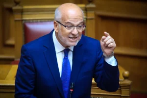 Στη Βουλή δικογραφία κατά Φλωρίδη μετά από μήνυση της Κωνσταντοπούλου