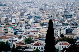 Αιφνιδιαστικοί έλεγχοι σε πολεοδομίες παρουσία εισαγγελέα – 6 συλλήψεις στην Αττική
