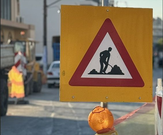 Συνεχίζονται στην κάθοδο της Λ. Δημοκρατίας και στις οδούς Δωδεκανήσου, Σκεπετζή, Σκαβοκάμπου και Μηνά Γεωργιάδη οι εργασίες αντικατάστασης του δικτύου ύδρευσης της ΔΕΥΑΗ