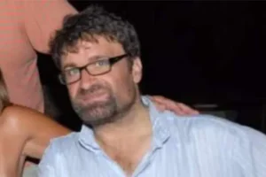 Οι πρώτες αντιδράσεις της οικογένειας του Κωστή Μανιουδάκη – Το ιατροδικαστικό πόρισμα που «ελέγχεται» και τα χτυπήματα στο κεφάλι από θλων όργανο