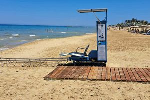 Νέος εξοπλισμός πρόσβασης ΑμεΑ στις παραλίες του Δήμου Χερσονήσου