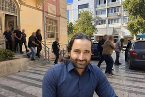 Δολοφονία Δασκάλακη: Αιφνιδιαστικές απολογίες – Σε κατ’ οίκον περιορισμό ο πατέρας λόγω διαφωνίας Ανακριτή και Εισαγγελέα, προφυλακίστηκαν γιος και βοσκός! – Αποφασίζει το Δικαστικό Συμβούλιο