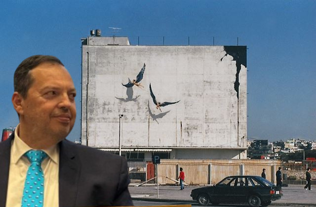 “Διώχνει” ο Γκριμάλντι τους μετανάστες από το παλιό “Ψυγείο” – Ασφαλιστικά μέτρα κατά του Λιμεναρχείου από τον ΟΛΗ ζητώντας “την αποβολή από το κτήριο”!