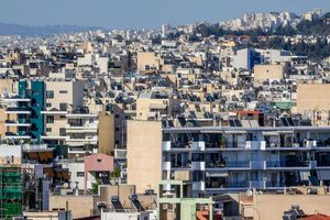 Ανακαινίζω 2026: Τι καλύπτει το πρόγραμμα, πώς θα πάρετε €36.000 για παλιό σπίτι