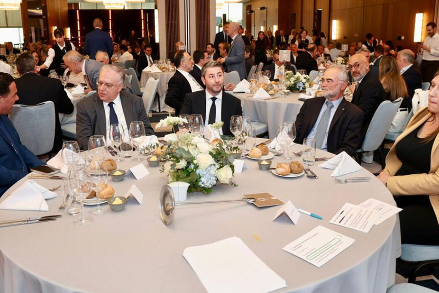 Γεωργιάδης για τη φωτογραφία με Ανδρουλάκη – Κωνσταντοπούλου: Δεν ανταλλάξαμε κουβέντα, μεταξύ τους ήταν πολύ θερμοί