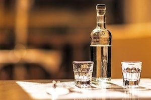 Παγκόσμια ανάλυση επιβεβαιώνει τους κινδύνους της υψηλής κατανάλωσης αλκοόλ για την υγεία