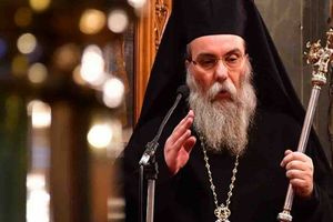 “Πλούσιοι επτώχευσαν και επείνασαν…” – Πύρινος ο Κισσάμου και Σελίνου Αμφιλόχιος χαρίζει την (προεκλογική) αύξηση που δίνει η κυβέρνηση στους μισθούς των Μητροπολιτών!