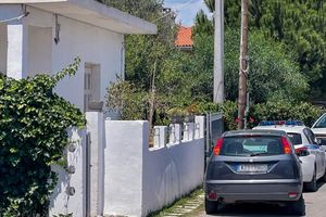 Αίγιο: 4-5 ώρες μετά τη διπλή δολοφονία μητέρας και γιου, ειδοποίησε γείτονες ο 65χρονος Ιταλός