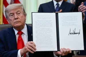 Τραμπ: Βάλαμε τέλος στον πόλεμο με το Ιράν – Συμφώνησαν να μην αποκτήσουν ποτέ πυρηνικά όπλα