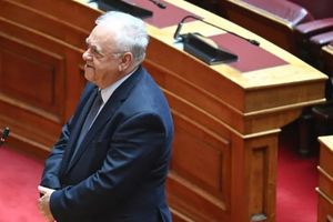 Βουλή: Ορκίστηκε ο Γ. Δραγασάκης, καταλαμβάνοντας την έδρα της Έ. Αχτσιόγλου